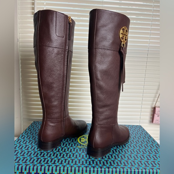 NWT TORY BURCH Tumbled Leather Chelsea Tassel Tall Boot - Picture 13 of 13